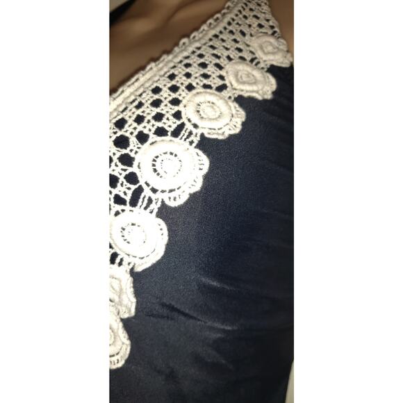 Mossimo Swimsuit Sz M Halter Crocheted Black One Piece Plunge Neckline Sexy!! - Picture 5 of 14